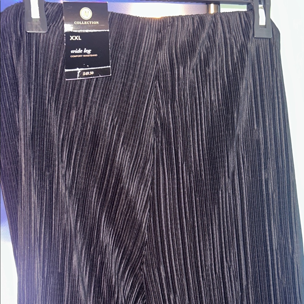 Brand new w/tags - JM Collection Black Pleated pleated dress pants. Size XXL - Picture 4 of 6